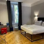 Carrara 24