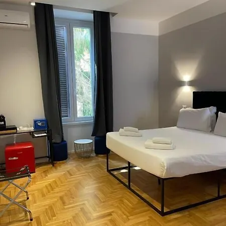 Carrara 24
