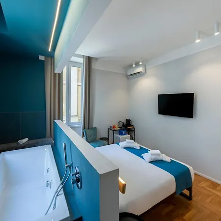 Гостевой дом Carrara 24 4*