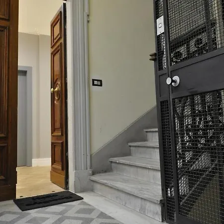 Гостевой дом Carrara 24 Рим